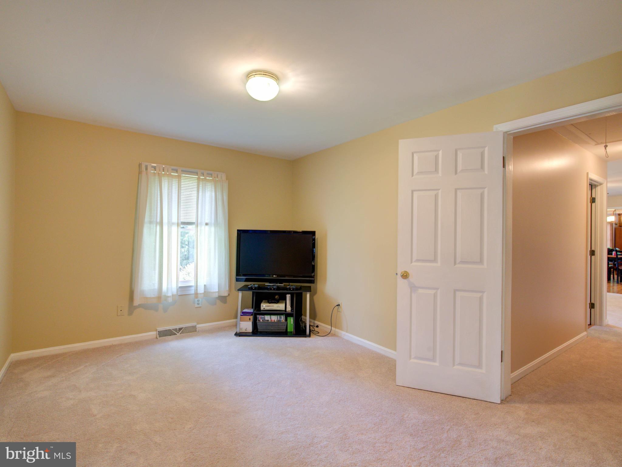 34759 Bloomfield Road Round Hill, VA 20141 - Photo 27 of 28 Bonus Room