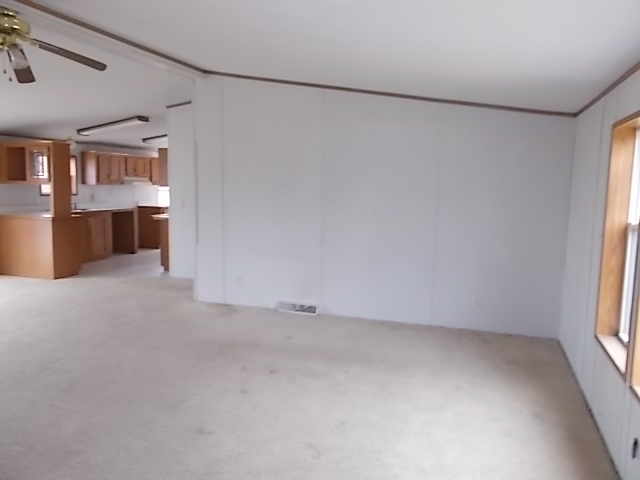 209 Lime Kiln Road Huntington, IN 46750 - Photo 9 of 12 Gallery Image 9