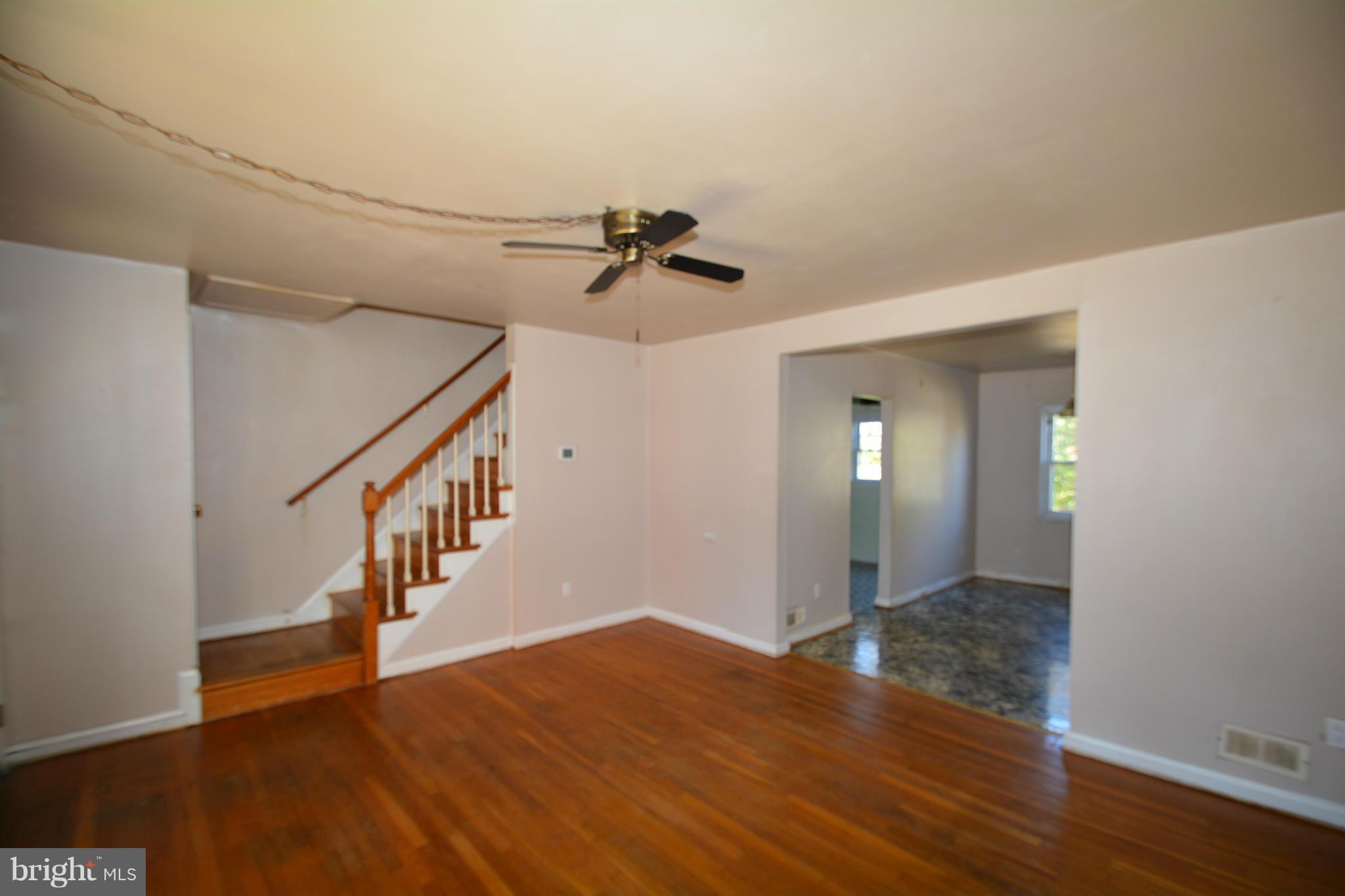 1004 Craftswood Road Catonsville, MD 21228 - Photo 19 of 19 Living Room