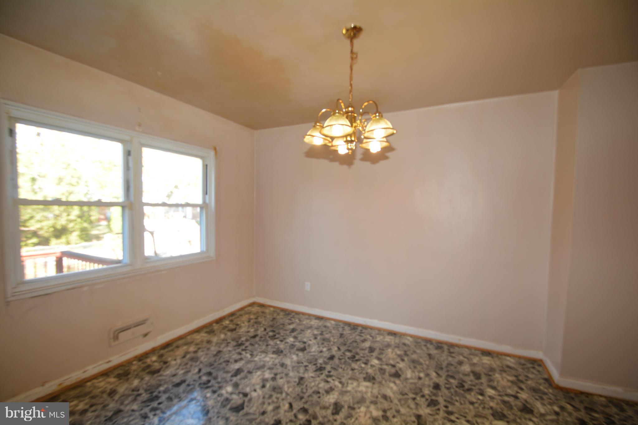 1004 Craftswood Road Catonsville, MD 21228 - Photo 10 of 19 Dining Room