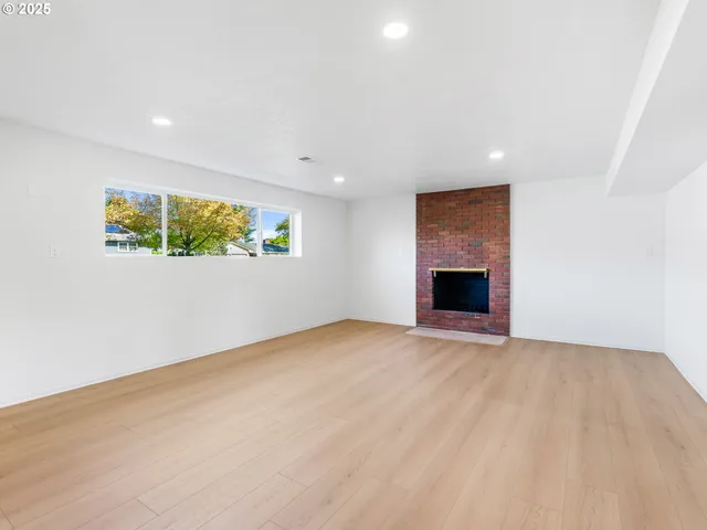 $639,900 | 12942 Northeast Morris Street, Portland, OR 97230