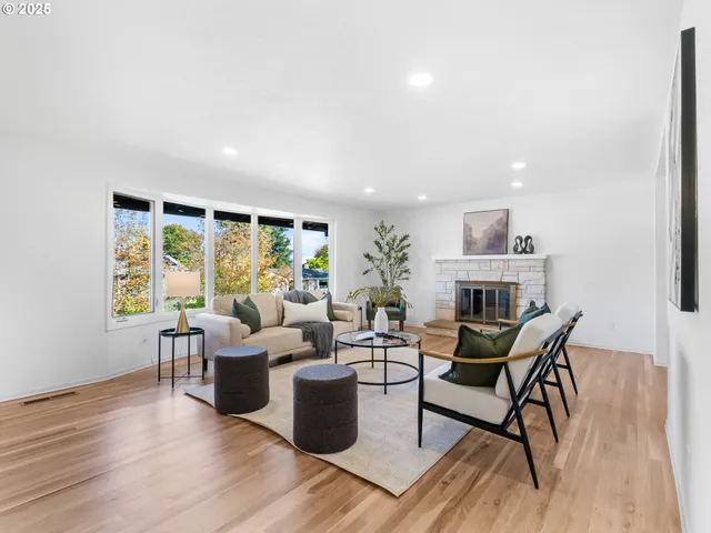 $639,900 | 12942 Northeast Morris Street, Portland, OR 97230