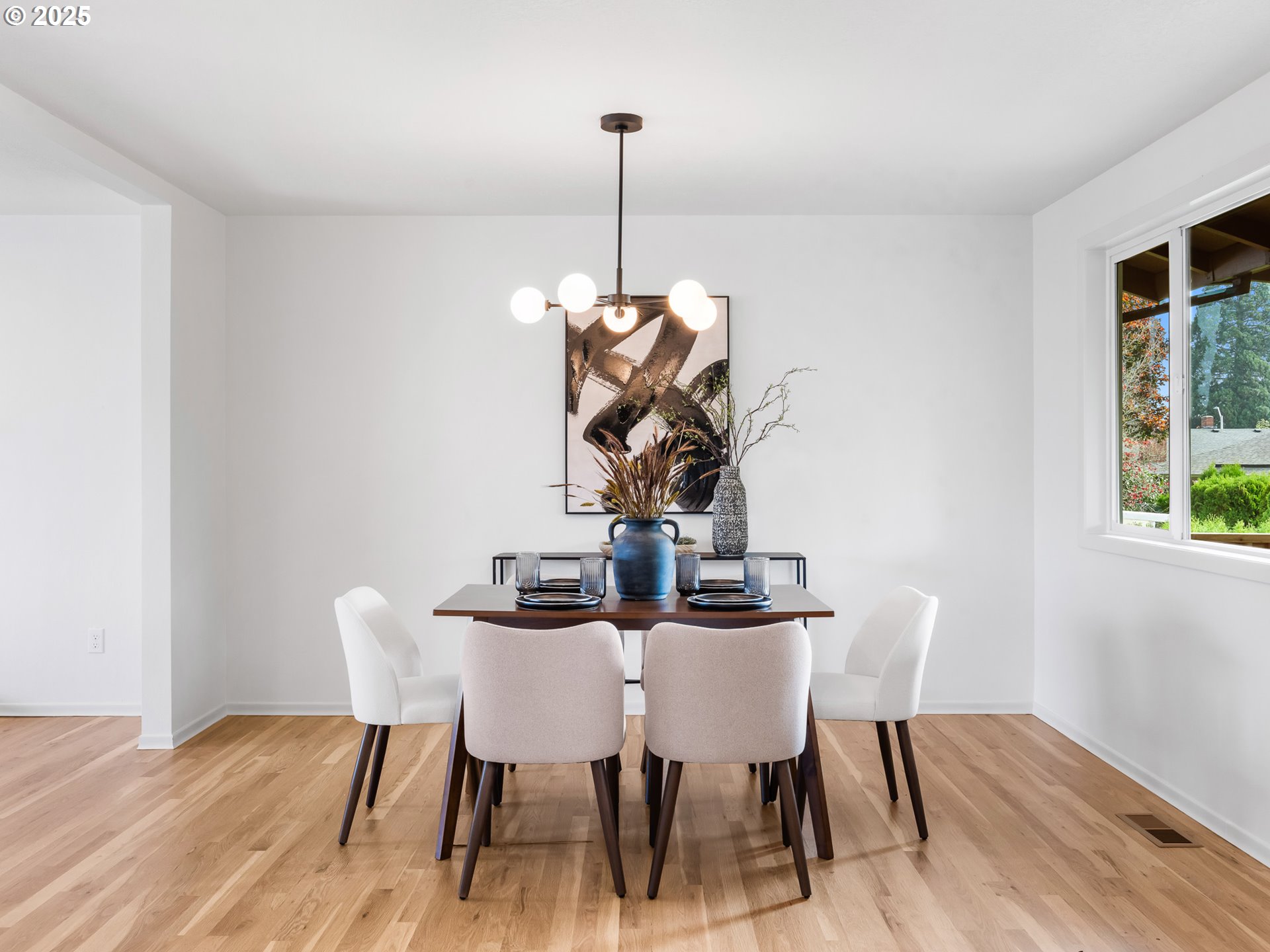 12942 Northeast Morris Street Portland, OR 97230 - Photo 10 of 28 a dining room with furniture and window