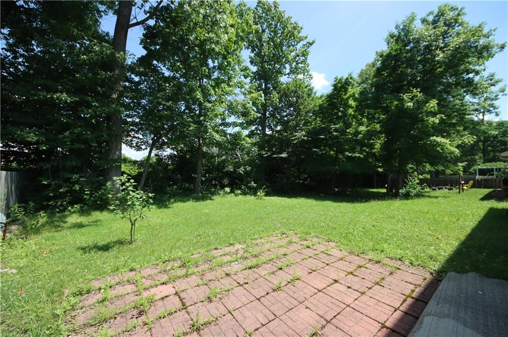 6860 Decatur Ridge Place Indianapolis, IN 46221 - Photo 8 of 17