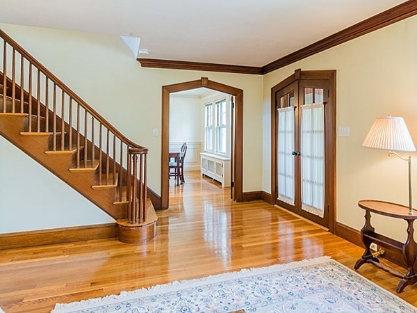 83 Louise Road Belmont, MA 02478 - Photo 4 of 25 Gallery Image 4