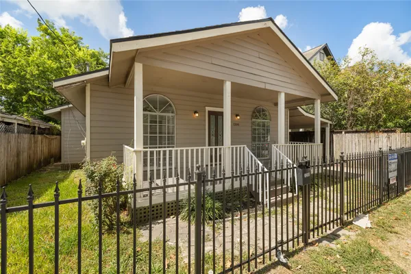 $2,900 | 1200 East 24th Street, Houston, TX 77009