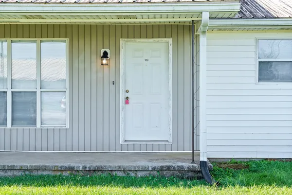 $750 | 306 Thompsonville Lane, Unit 901, Oak Grove, KY 42262