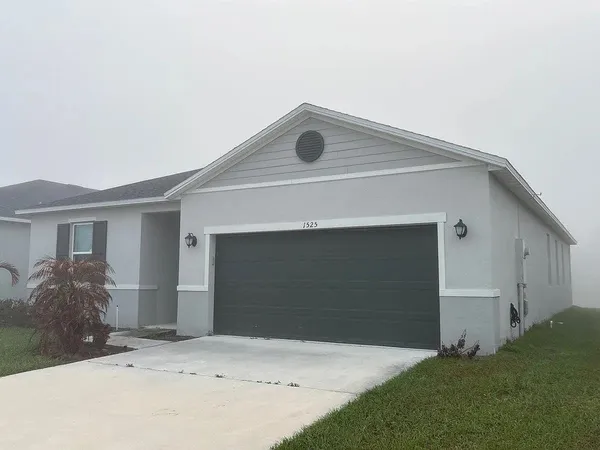 $5,000 | 1525 Mattie Pointe Place, Auburndale, FL 33823