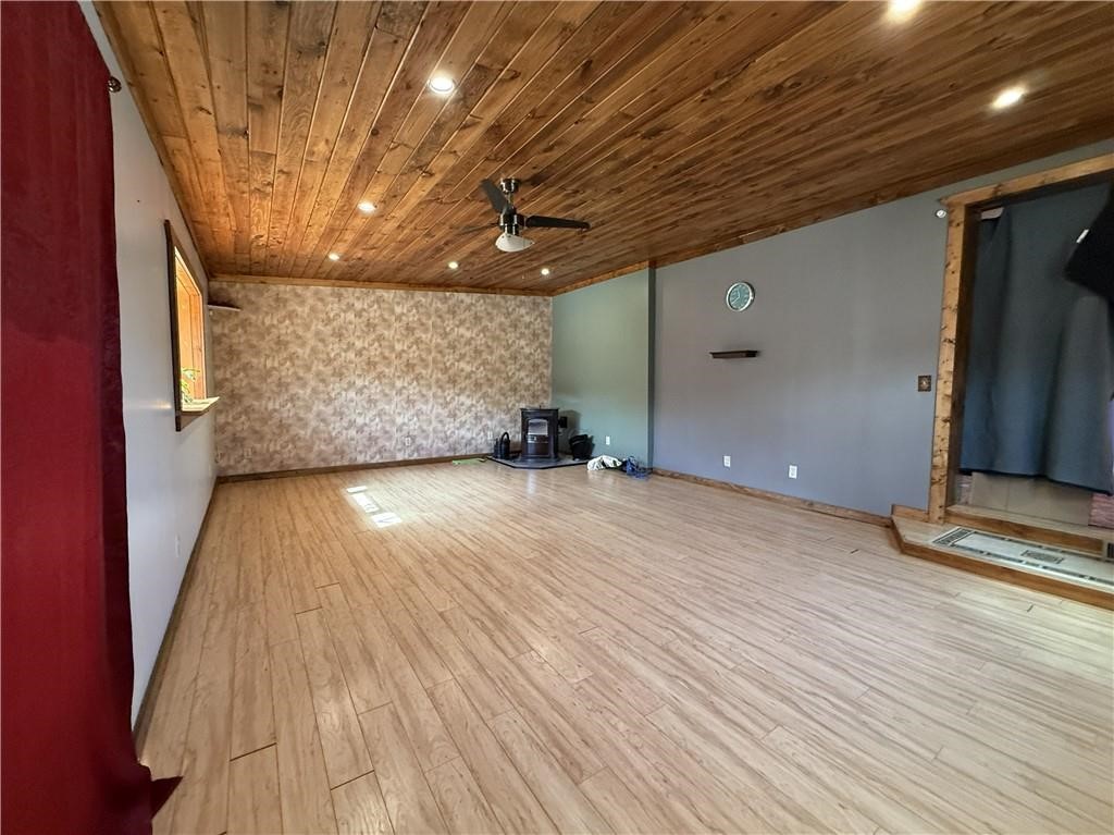 386 Hamilton Valley Road Barton, NY 14883 - Photo 17 of 43 Great Room