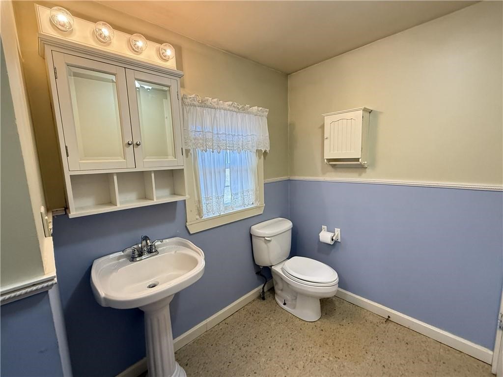 386 Hamilton Valley Road Barton, NY 14883 - Photo 34 of 43 Upstairs Full Bath