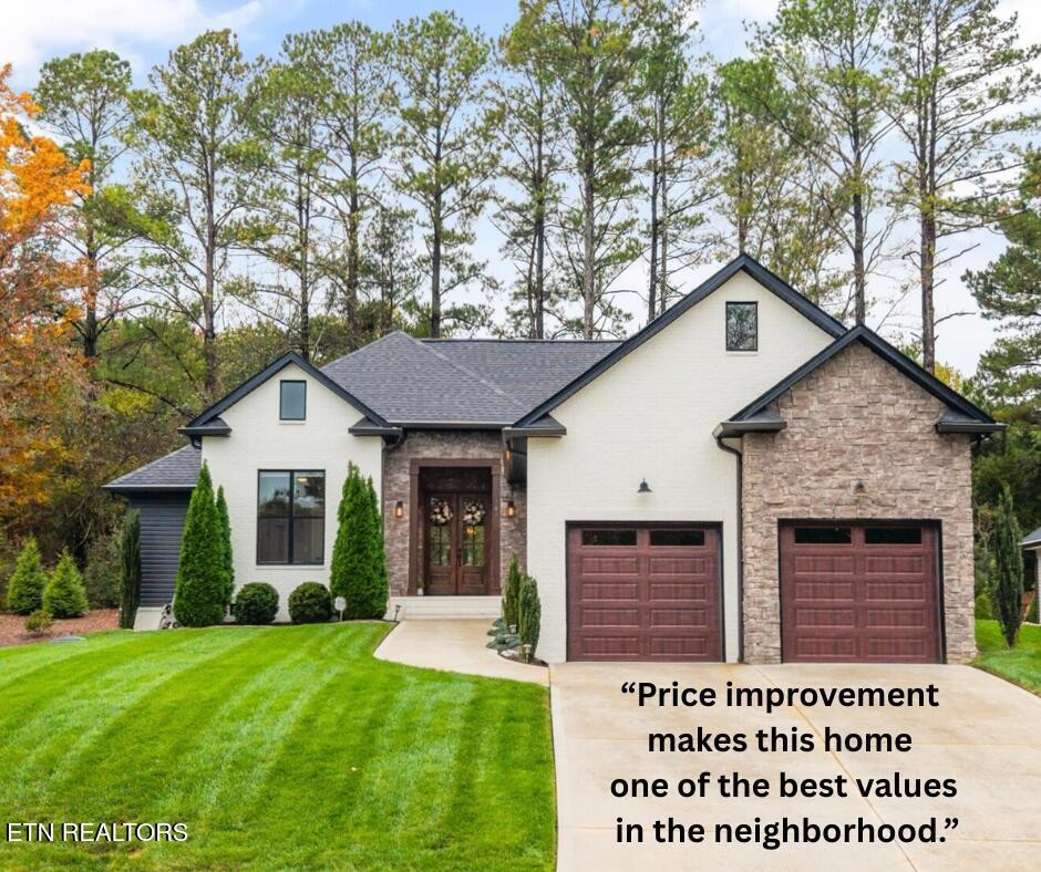 364 Mingo Way Loudon, TN 37774 - Photo 1 of 55 front view of a house with a yard