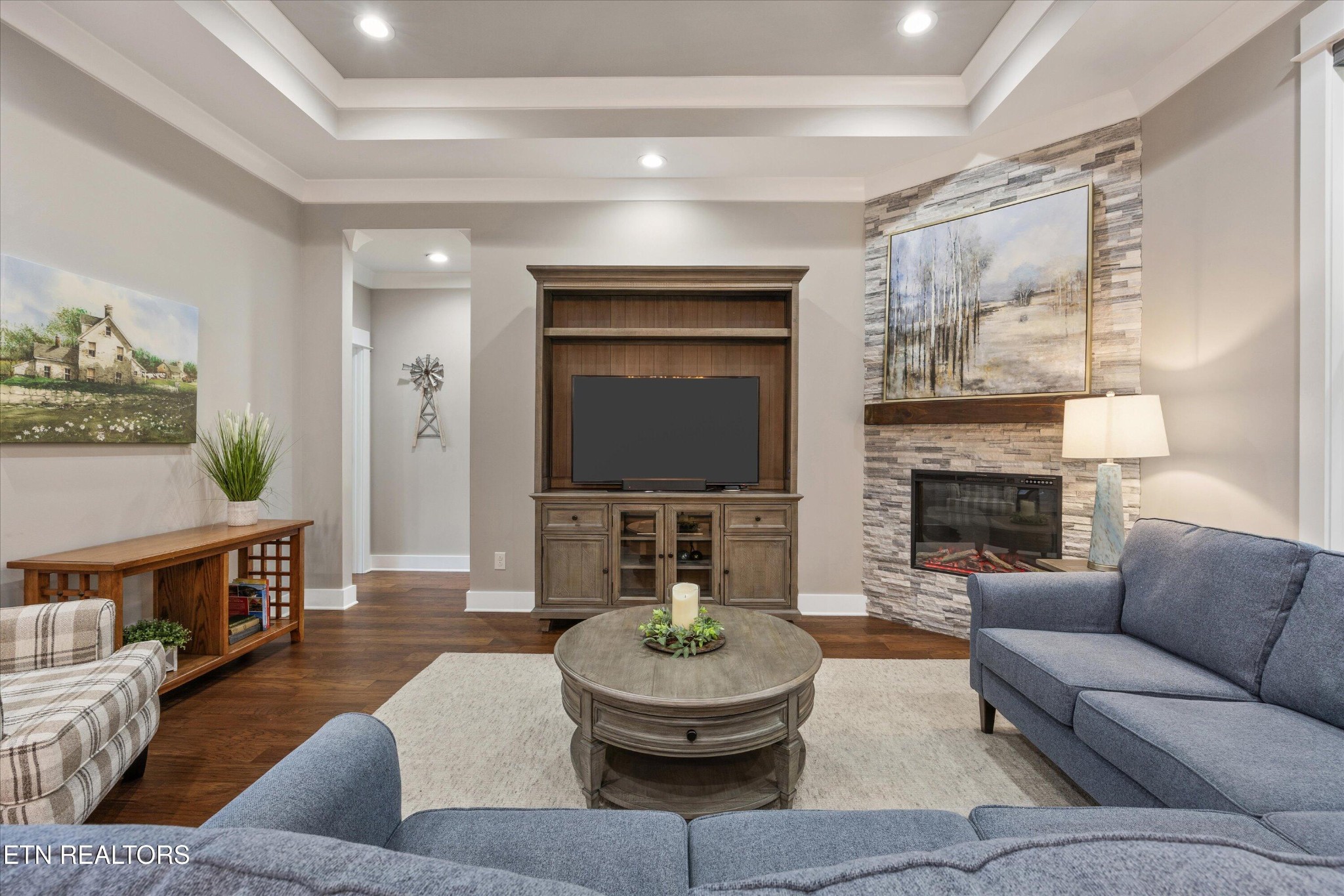 364 Mingo Way Loudon, TN 37774 - Photo 6 of 55 a living room with furniture and a fireplace