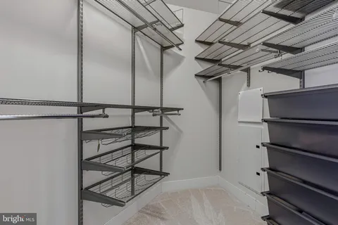 $690,000 | 2905 Bleeker Street, Unit 4404, Fairfax, VA 22031