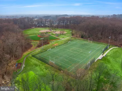 $690,000 | 2905 Bleeker Street, Unit 4404, Fairfax, VA 22031