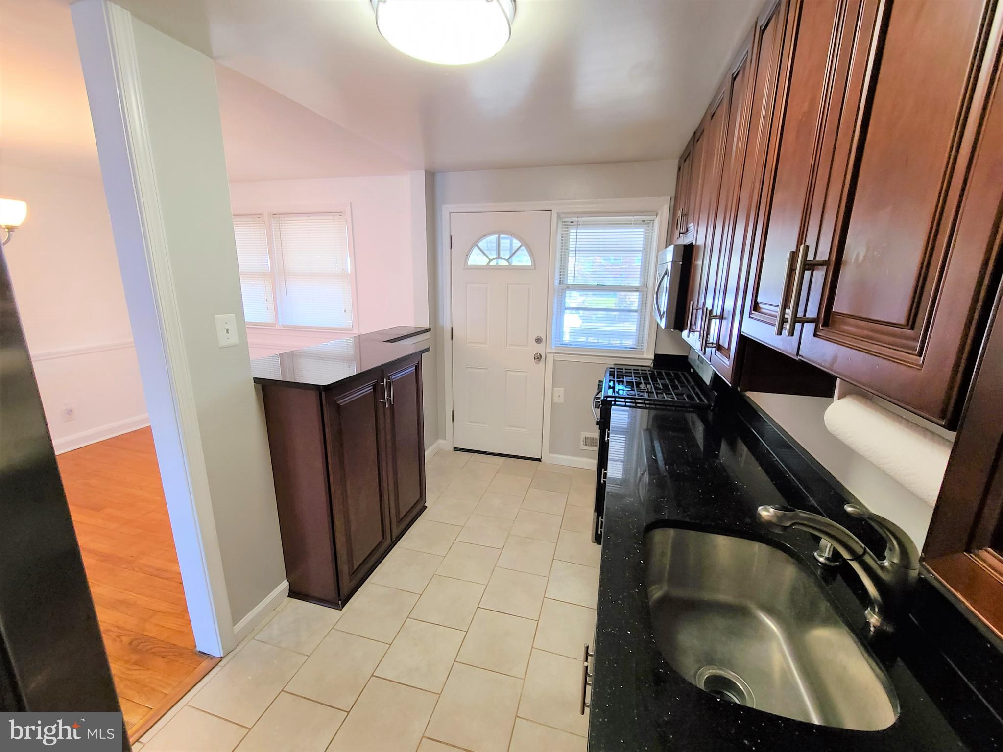 1553 Clairidge Road Baltimore, MD 21207 - Photo 11 of 26