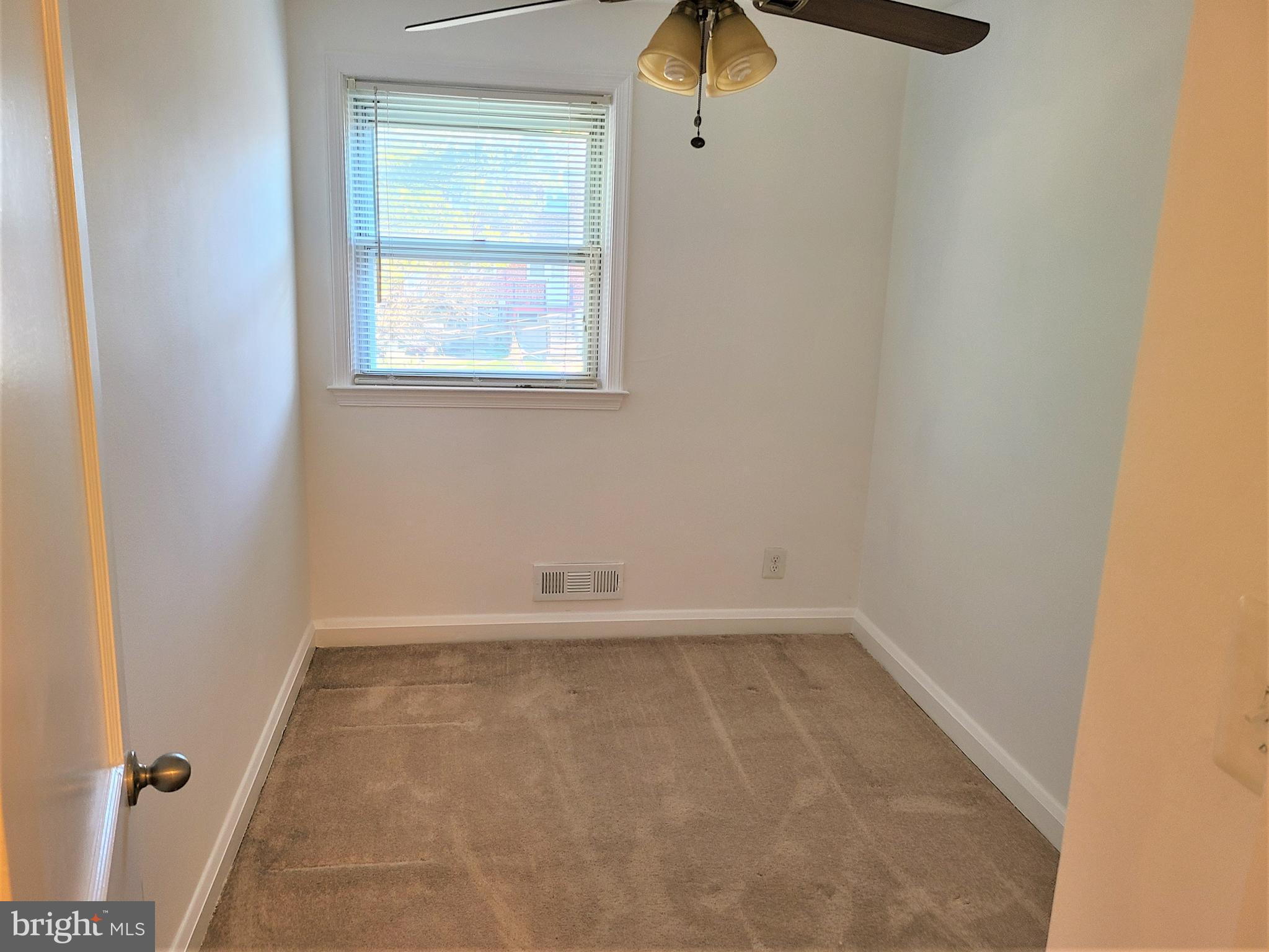 1553 Clairidge Road Baltimore, MD 21207 - Photo 15 of 26
