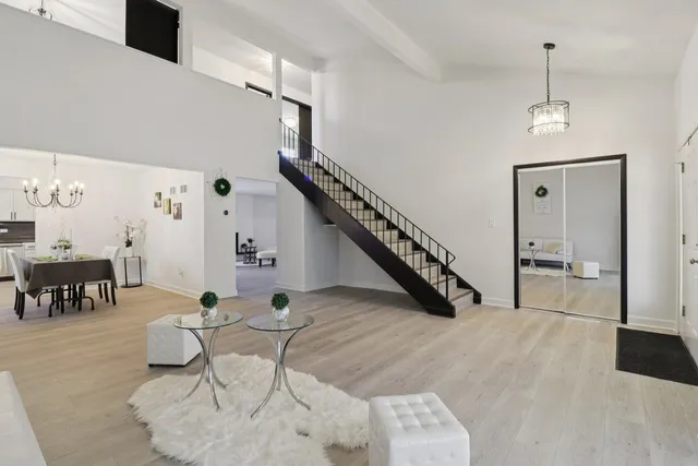 $394,900 | 17005 Thackery Street, Oak Forest, IL 60452