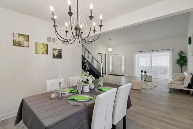 $394,900 | 17005 Thackery Street, Oak Forest, IL 60452