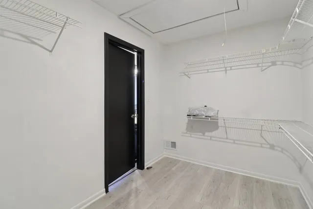 $394,900 | 17005 Thackery Street, Oak Forest, IL 60452