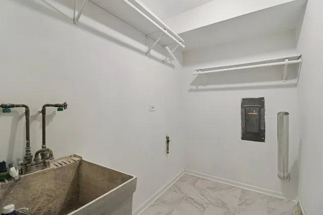 $394,900 | 17005 Thackery Street, Oak Forest, IL 60452