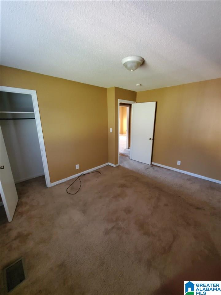565 North Pine Hill Road Birmingham, AL 35217 - Photo 4 of 12