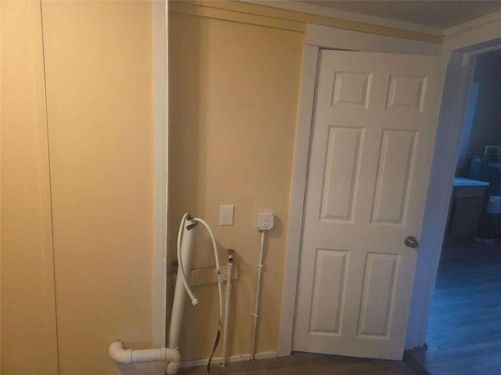 108 G Avenue Thomaston, GA 30286 - Photo 14 of 19 a close view of shower