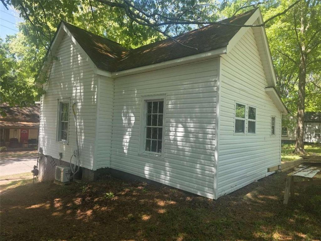 108 G Avenue Thomaston, GA 30286 - Photo 17 of 19 a view of a house with a yard