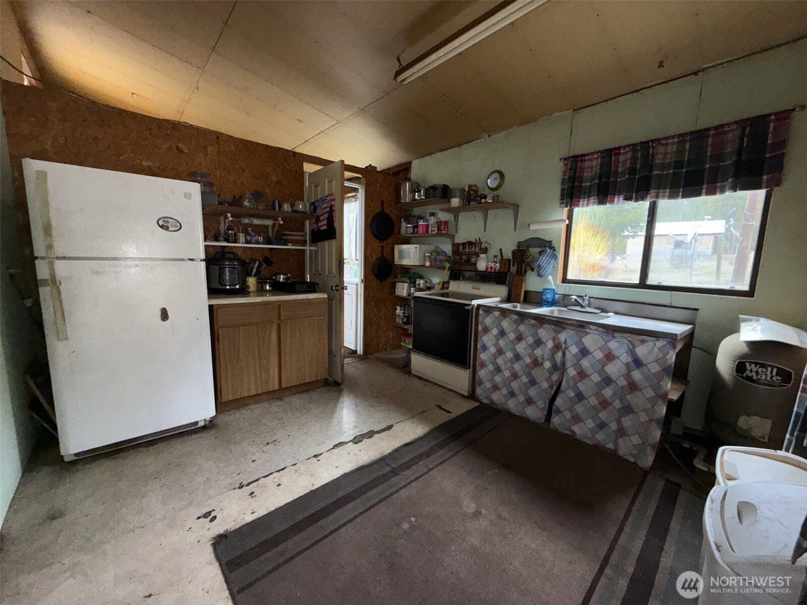 7 Hazel Lane Republic, WA 99166 - Photo 7 of 28
