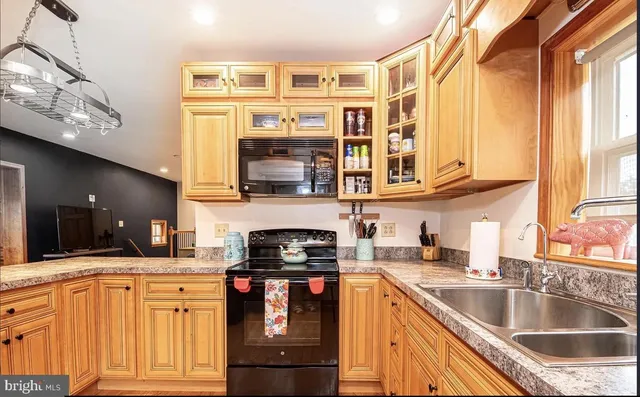 $1,200 | 2180 Strasburg Road, Front Royal, VA 22630