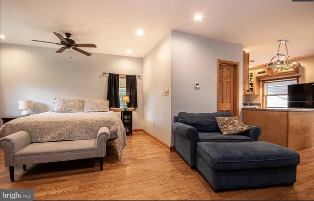 $1,200 | 2180 Strasburg Road, Front Royal, VA 22630