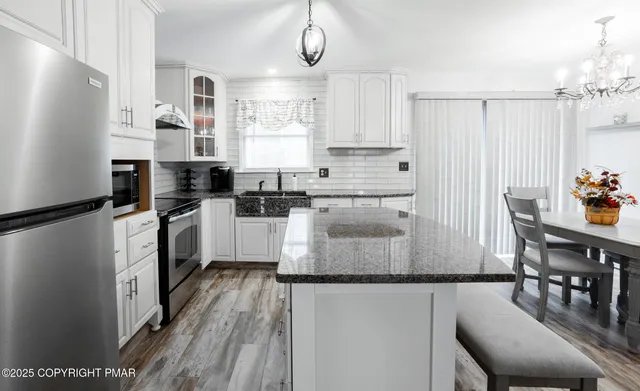 $350,000 | 3118 Ogontz Drive, Pocono Lake, PA 18347