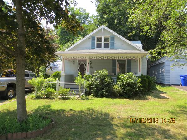 40 Wachusett Street Springfield, MA 01118 - Photo 1 of 19 Gallery Image 1