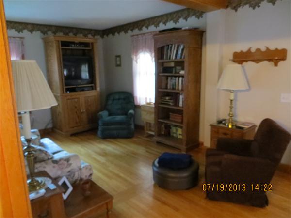 40 Wachusett Street Springfield, MA 01118 - Photo 5 of 19 Gallery Image 5
