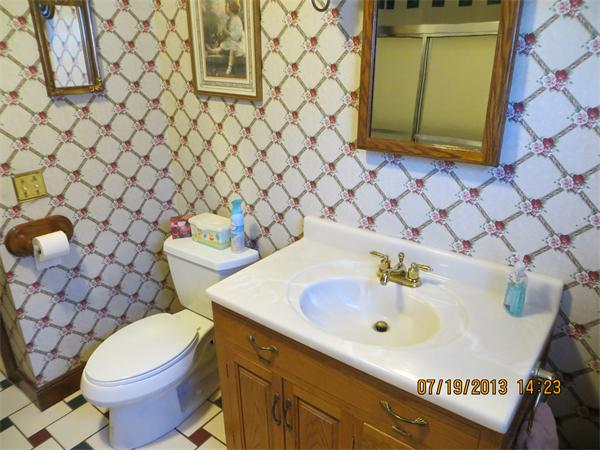 40 Wachusett Street Springfield, MA 01118 - Photo 8 of 19 Gallery Image 8