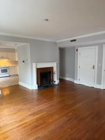 $4,200 | 24 Garden Street, Unit 2, Cambridge, MA 02138