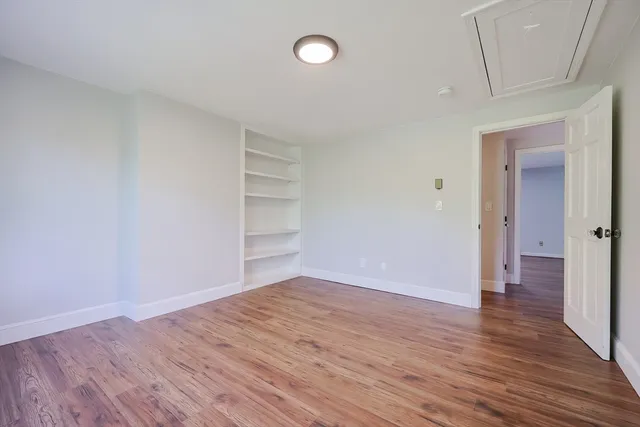 $3,200 | 115 Green Street, Unit A, Marblehead, MA 01945