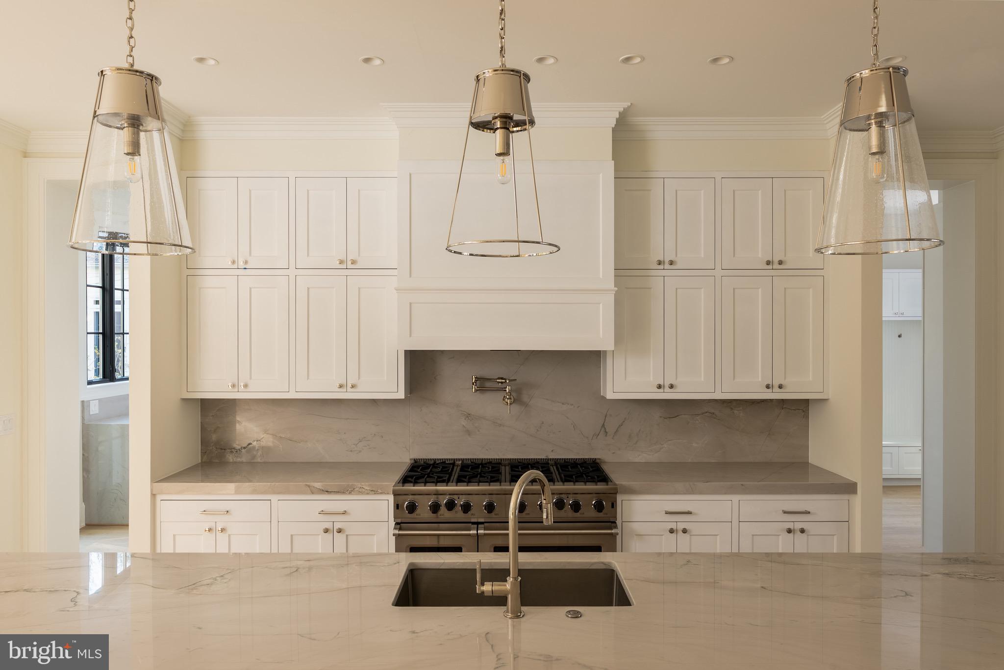 5042 Overlook Road Northwest Washington, DC 20016 - Photo 5 of 15 High End Appliances and finishes throughout