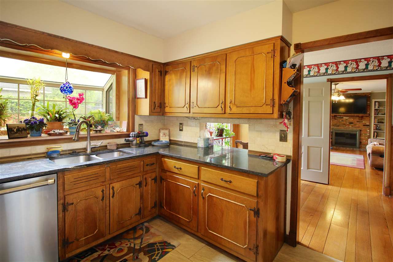 916 Park Valley Road Memphis, TN 38119 - Photo 7 of 23 Stainless appliances