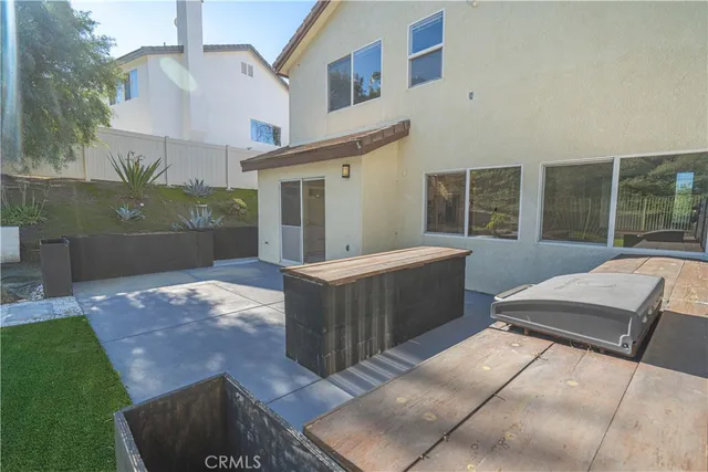 $995,000 | 17913 Maplehurst Place, Canyon Country, CA 91387