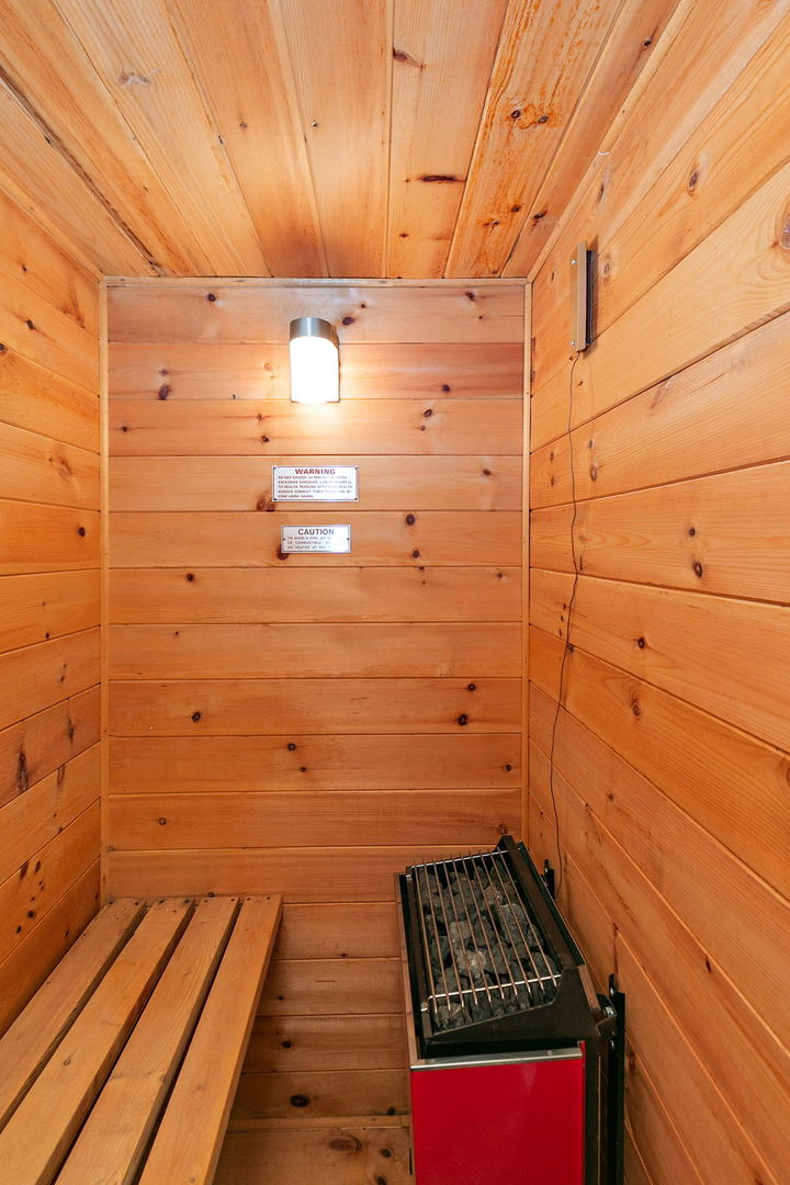 1021 Abbey Drive Crystal Lake, IL 60014 - Photo 23 of 28 a bathroom with a shower
