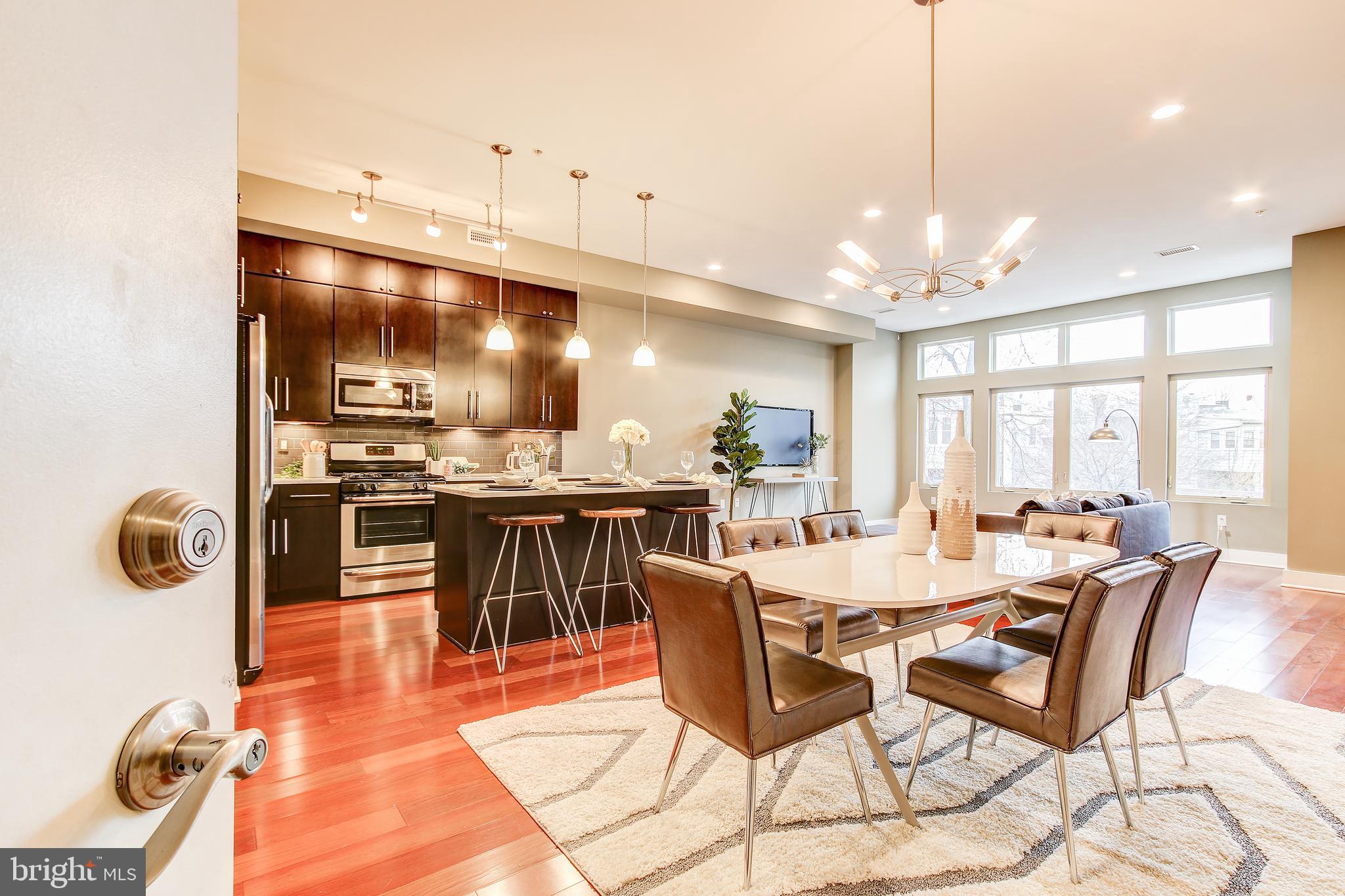 762 Park Road Northwest, Unit 4 Washington, DC 20010 - Photo 4 of 43 Ultra Bright & Spacious