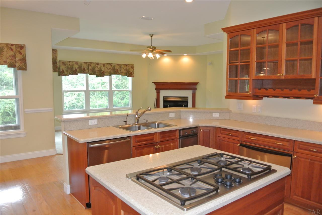 2531 Valley Road Navarre, FL 32566 - Photo 12 of 46