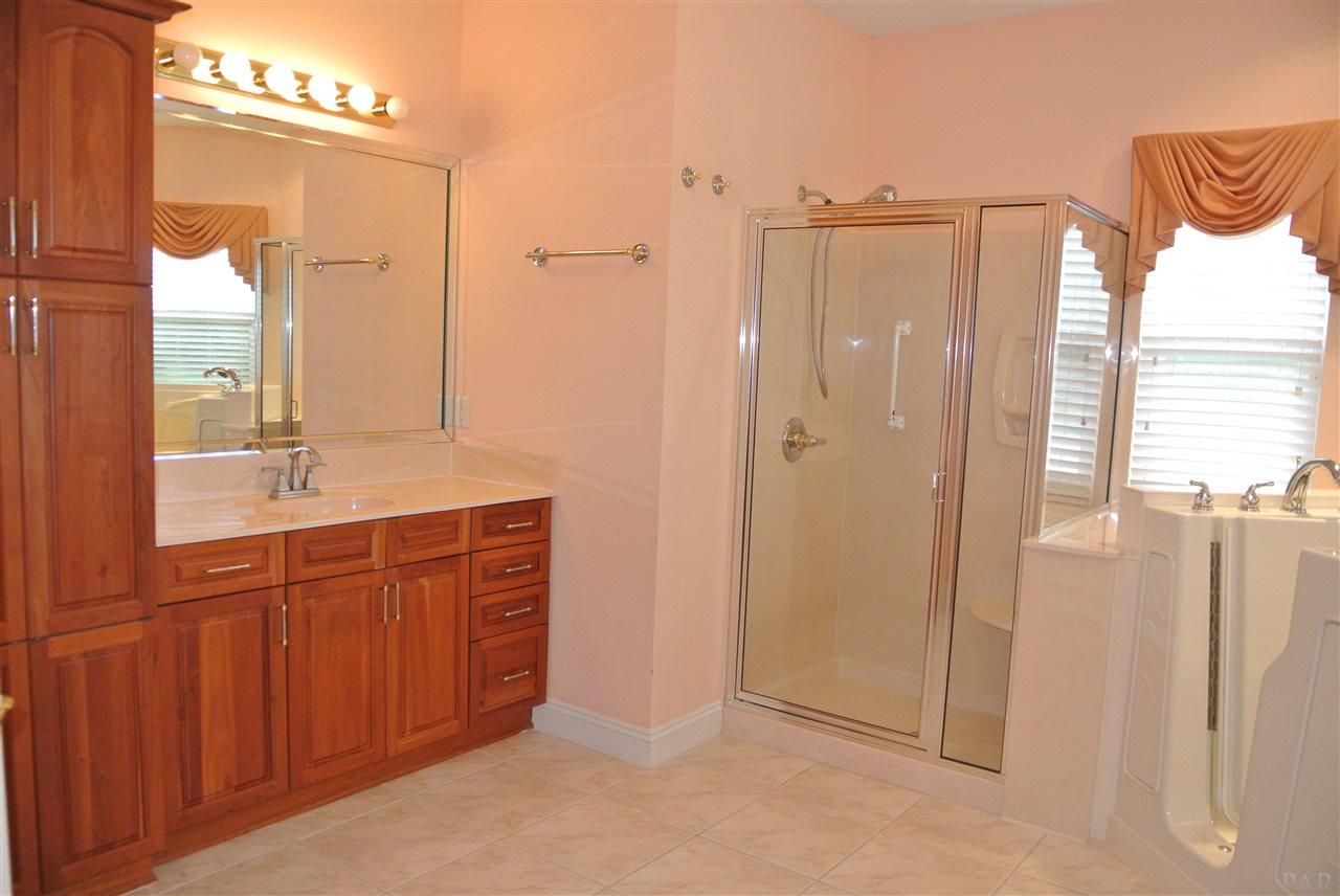 2531 Valley Road Navarre, FL 32566 - Photo 37 of 46