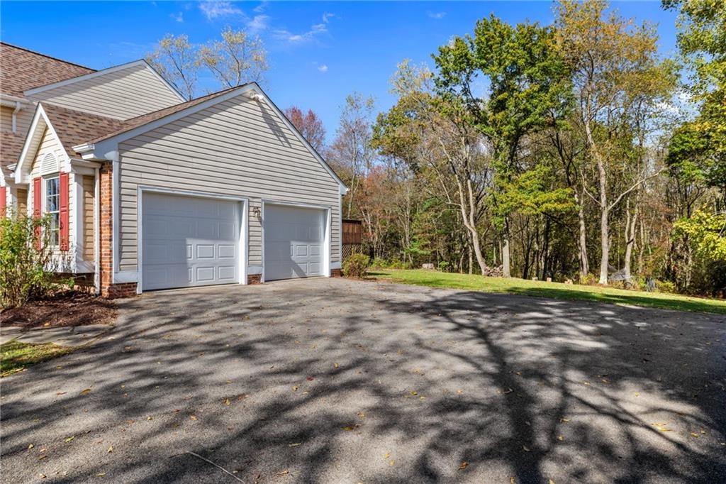 562 Callery Road Cranberry Township, PA 16066 - Photo 21 of 46 Gallery Image 21