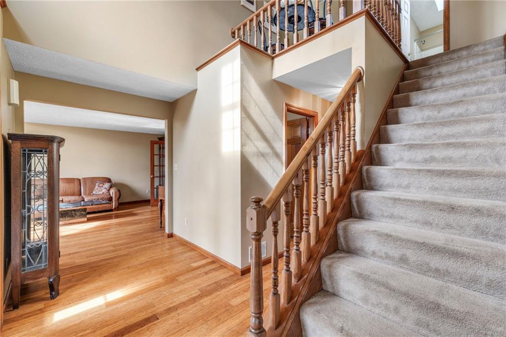 562 Callery Road Cranberry Township, PA 16066 - Photo 3 of 46 Gallery Image 3