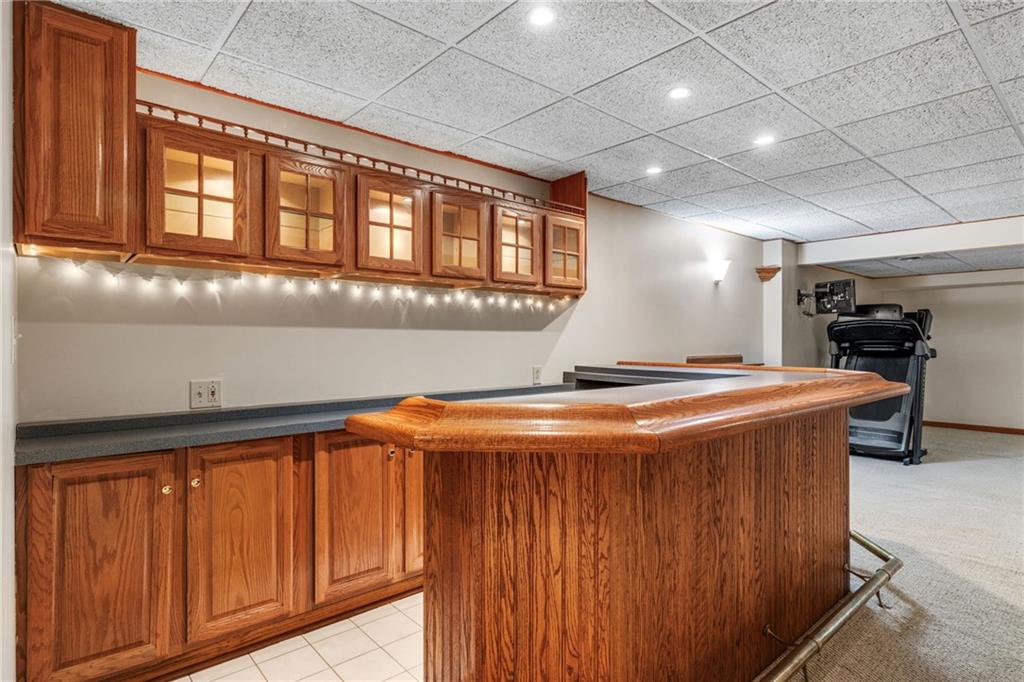 562 Callery Road Cranberry Township, PA 16066 - Photo 39 of 46 Custom bar with sink