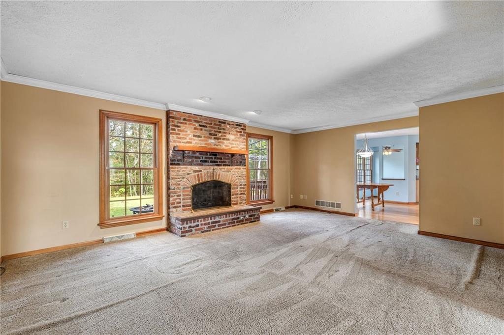 562 Callery Road Cranberry Township, PA 16066 - Photo 5 of 46 Gallery Image 5