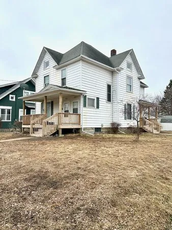 $169,900 | 221 North 3rd Avenue West, Albert Lea, MN 56007
