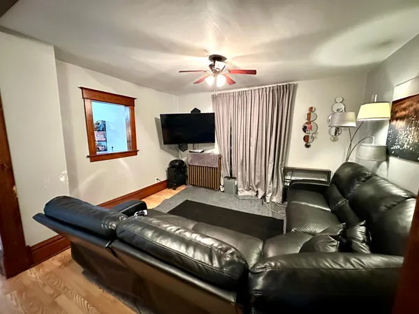 $169,900 | 221 North 3rd Avenue West, Albert Lea, MN 56007