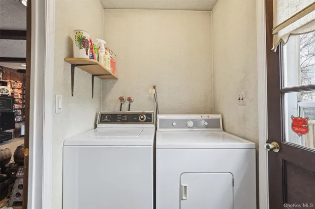 $749,000 | 7 Helaine Court, Orangeburg, NY 10962